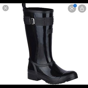 New black Sperry rainboots